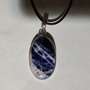Blue sodalite gemstone/crystal pendant, silver plate, artisan, unisex, new